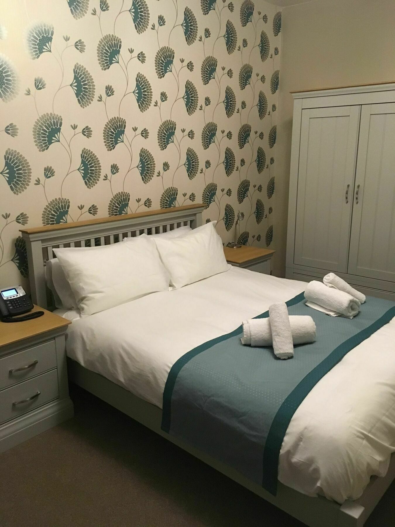 Chácara Glenfall House Cheltenham